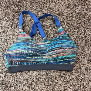 Victoria Secret Sport Bra in 32C